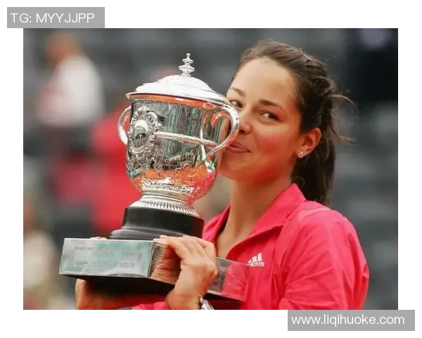 南京网球队战术揭秘：网球巨献背后的智慧与策略探讨